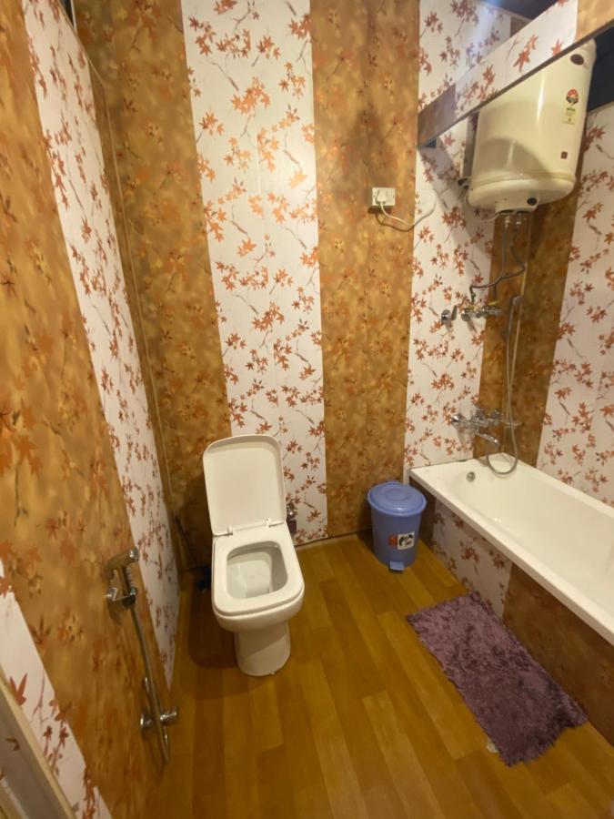 مبيت وإفطار Srīnagar Lake Victoria Houseboats المظهر الخارجي الصورة
